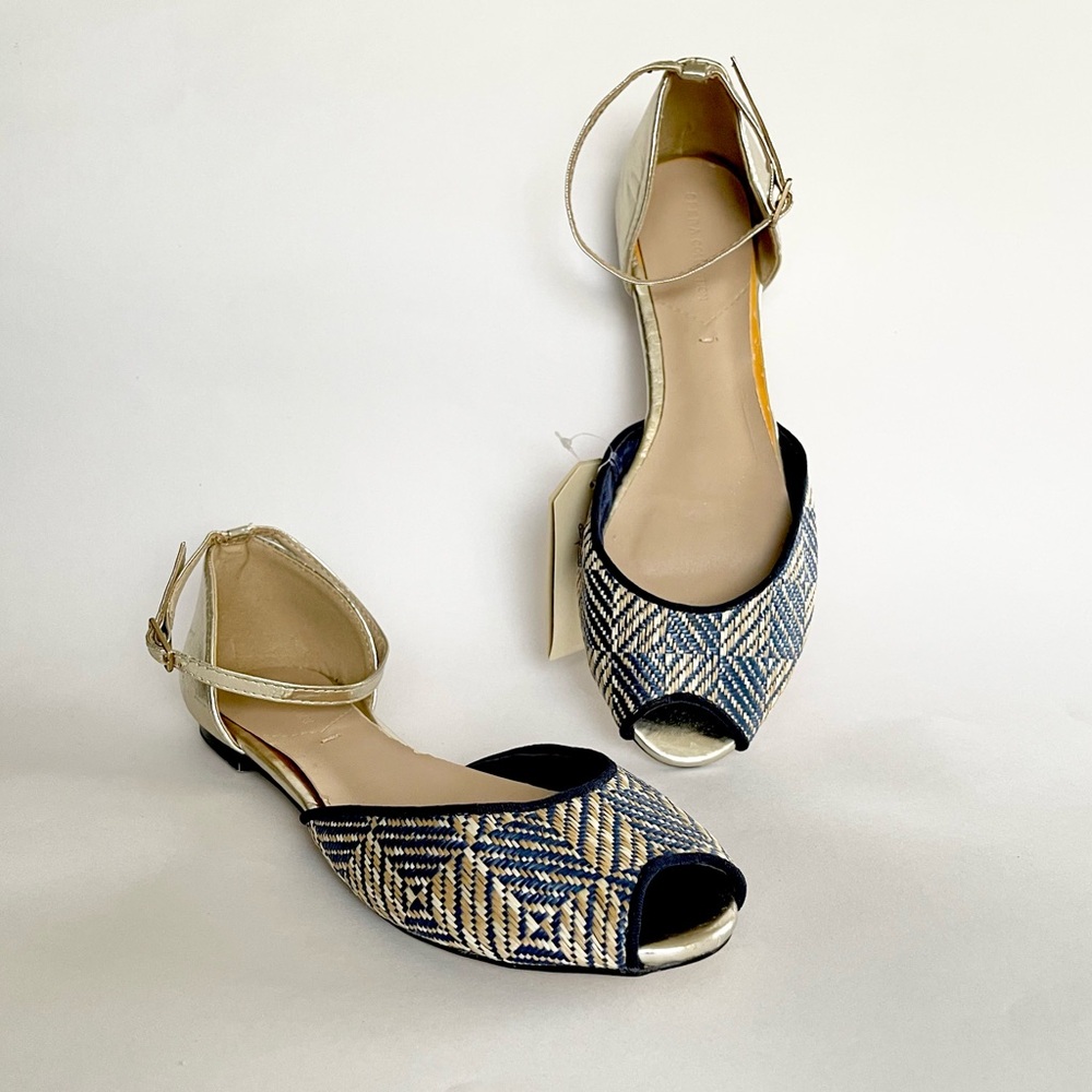 Sfera Women’s Ankle Strap Flat Shoes Gold/Blue Open Toe Size 7.5